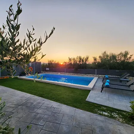 Villa Sheila With Private Pool Roumeli Exterior photo