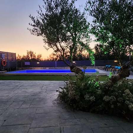 Villa Sheila With Private Pool Roumeli Exterior photo